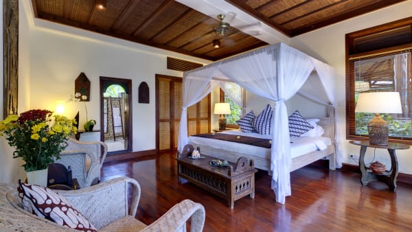 Villa Sungai Tinggi - Guest bedroom 1